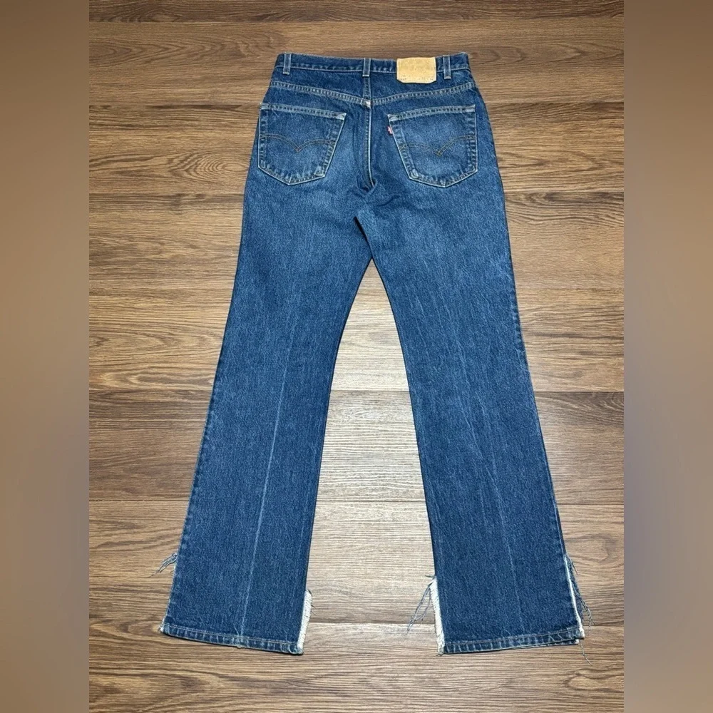 VTG Levi’s 517 Bootcut Jeans Made in USA 33x34 Red Tab Distressed Hem